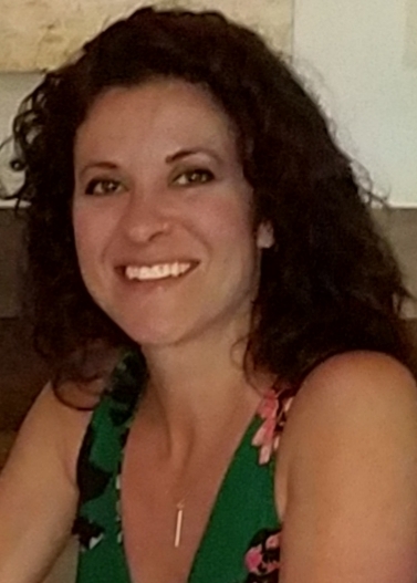 Nickole Photo.jpg