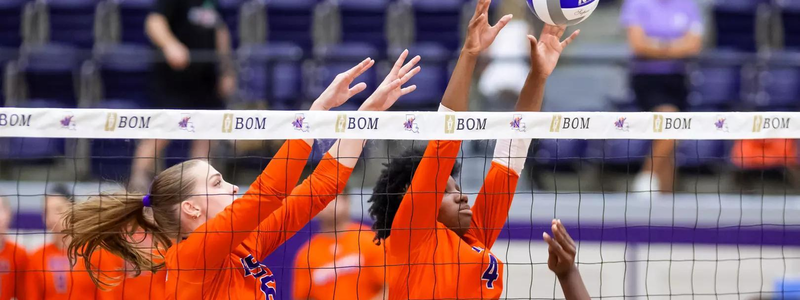 Demons use 14 blocks to push past Murray State in four sets